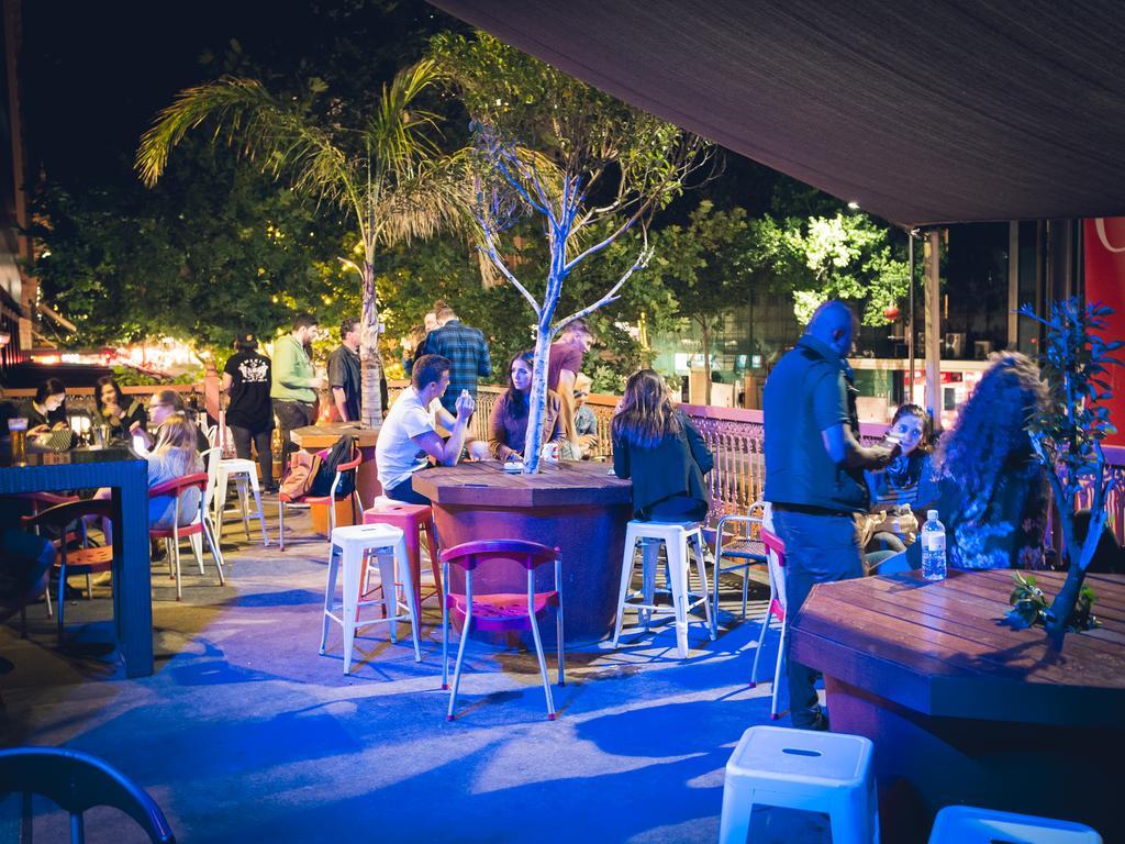 Blue Galah International Backpackers Hostel Adelaide Exterior photo